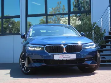BMW 530e Ambiente Schiebedach Leder