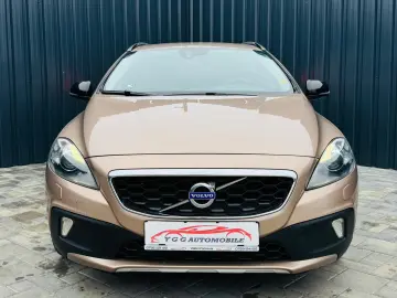 VOLVO V40 CROSS COUNTRY D4   2.0 DIESEL 190CP   FAB 09.2014