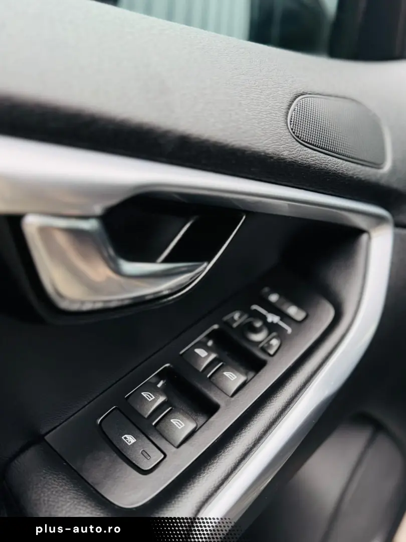 VOLVO V40 CROSS COUNTRY D4   2.0 DIESEL 190CP   FAB 09.2014