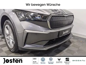 SKODA Enyaq 50 Loft LED Navi DAB Pano CarPlay PDC KAM