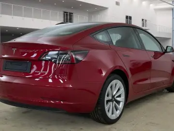 TESLA Model 3 LongRange AWD Autopil AHK SO94% 19 Ryzen