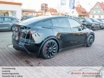 TESLA Model Y Performance Dual AWD Carbon Autopilot-3