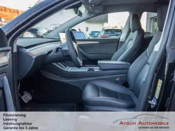 TESLA Model Y Performance Dual AWD Carbon Autopilot-3