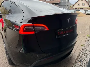 TESLA Model Y Performance Dual AWD Cam 360 PanoMatrix