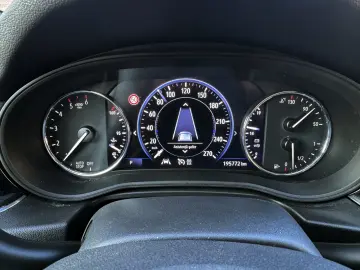 OPEL Insignia Elegance Sports Tourer