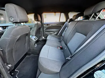 OPEL Insignia Elegance Sports Tourer