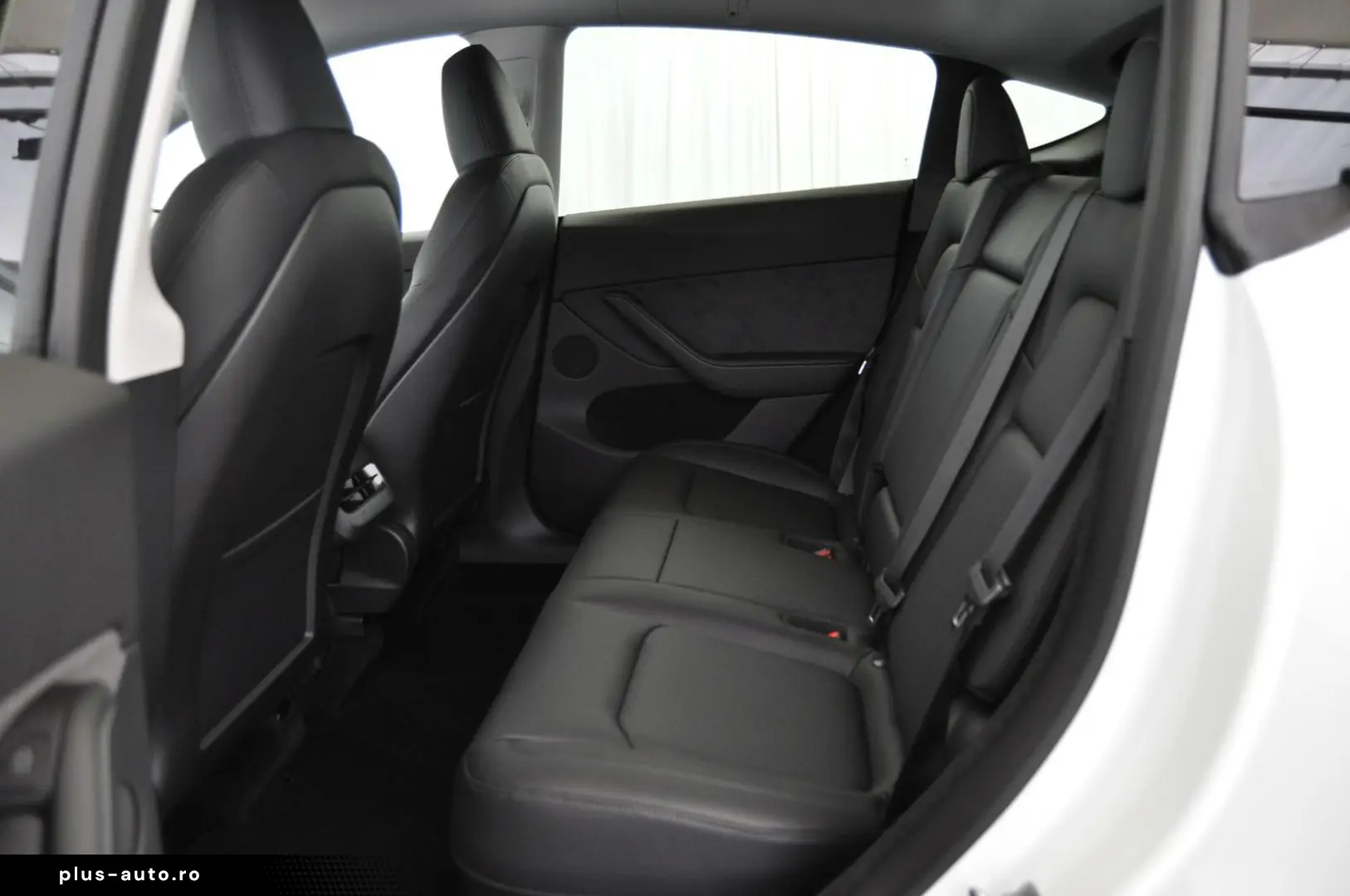 TESLA Model Y Long Range AWD 20-Zoll W-Reifen PDC VAT