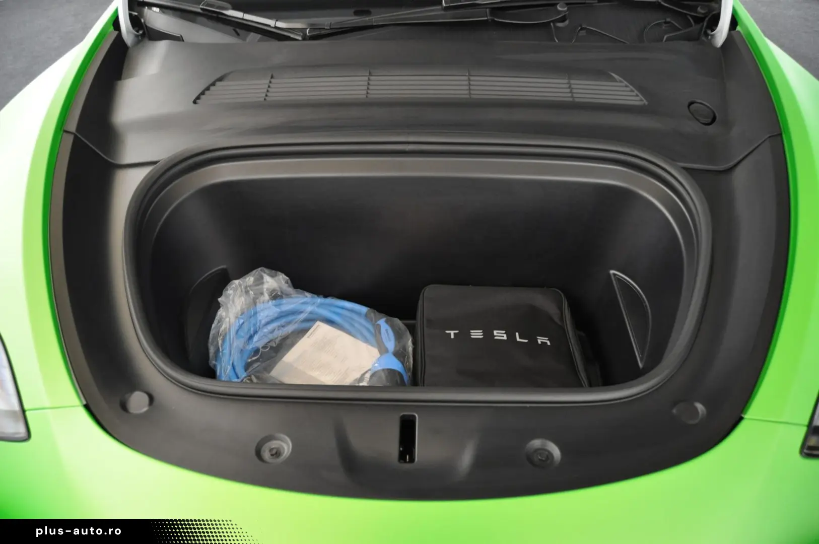 TESLA Model Y Long Range AWD 20-Zoll W-Reifen PDC VAT