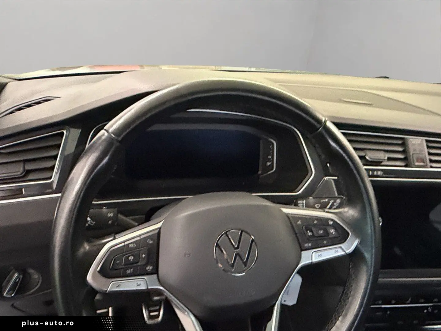 VW Tiguan 1.5 TSI DSG UNITED Matrix ACC Navi