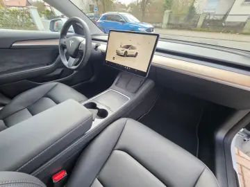 TESLA Model 3 RWD Ryzen! LFP! SoH 96%! 27TKM! 1.HAND!