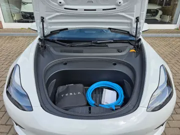 TESLA Model 3 RWD Ryzen! LFP! SoH 96%! 27TKM! 1.HAND!