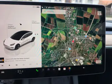 TESLA Model 3 RWD Ryzen! LFP! SoH 96%! 27TKM! 1.HAND!
