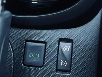 RENAULT CAPTUR   FAB 03.2015   1.5 DIESEL 90CP   EURO 5