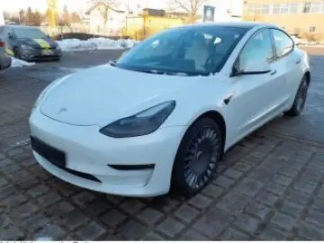 TESLA Model 3 PERFORMANCE DUAL-MOTOR NAVI LED PANO DAB