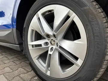 SKODA Enyaq iV 50 Loft  NAVI RFK