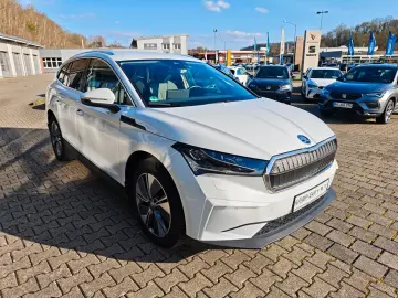 SKODA Enyaq 60 Loft 180PS NAVI SHZ LED APP RFK