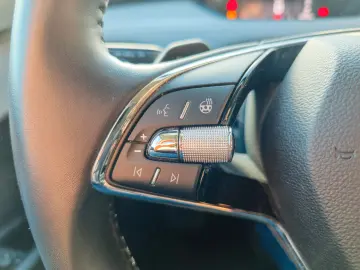 SKODA Enyaq 60 Loft 180PS NAVI SHZ LED APP RFK