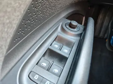 SKODA Enyaq 60 Loft 180PS NAVI SHZ LED APP RFK