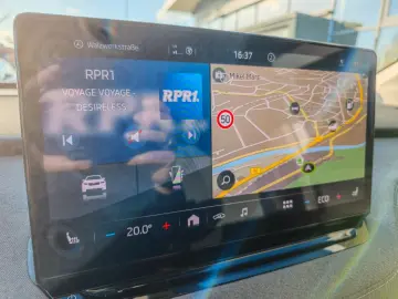 SKODA Enyaq 60 Loft 180PS NAVI SHZ LED APP RFK