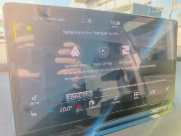 SKODA Enyaq 60 Loft 180PS NAVI SHZ LED APP RFK