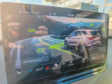 SKODA Enyaq 60 Loft 180PS NAVI SHZ LED APP RFK