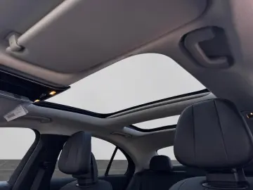 MERCEDES-BENZ E 450 d 4M Limousine BURM PANO AHK SUPERSCREEN