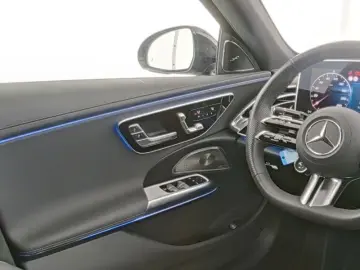 MERCEDES-BENZ E 220 d 4M AMG Night SUPERSCREEN Pano FAP  AHK