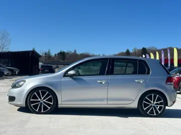 GOLF 6