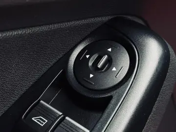 Ford Fiesta   Fab. 02.2015  1.6 Diesel 95 cp   Euro 5