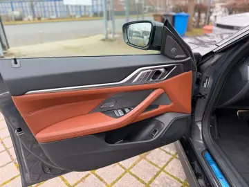 BMW eDrive40  M Sport Pro INDIVIDUAL.HUD.ACC.360 .HK