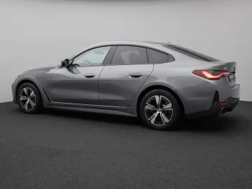 BMW i4 eD40 Gran Coupé Kamera DAB H K PDC Sport