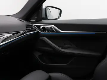 BMW i4 eD40 Gran Coupé Kamera DAB H K PDC Sport