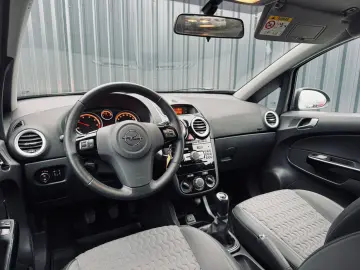 OPEL CORSA   FAB 04.2014   1.3 DIESEL 95 CP   EURO 5