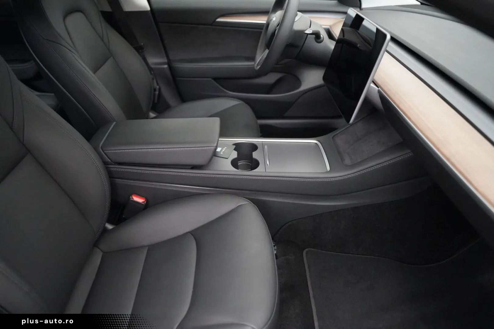 TESLA Model 3 Standard Range