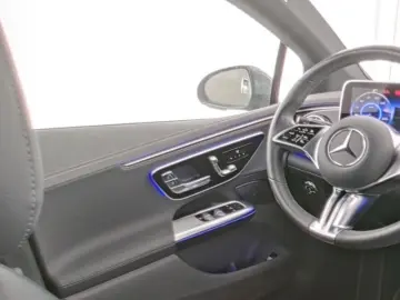 MERCEDES-BENZ EQE 300 Advanced Plus