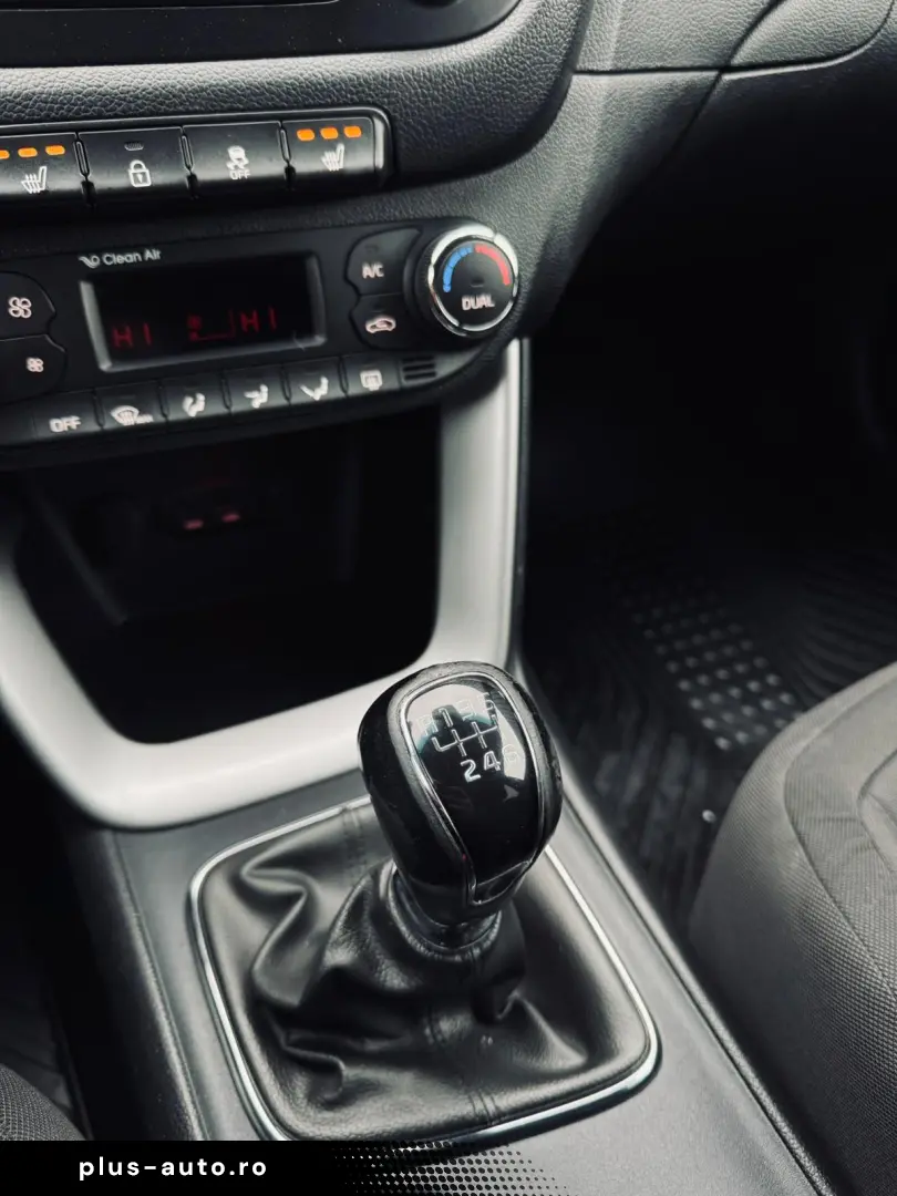 Kia Ceed   1.6 Diesel 128 Cp   Fab. 09.2015   Euro 5