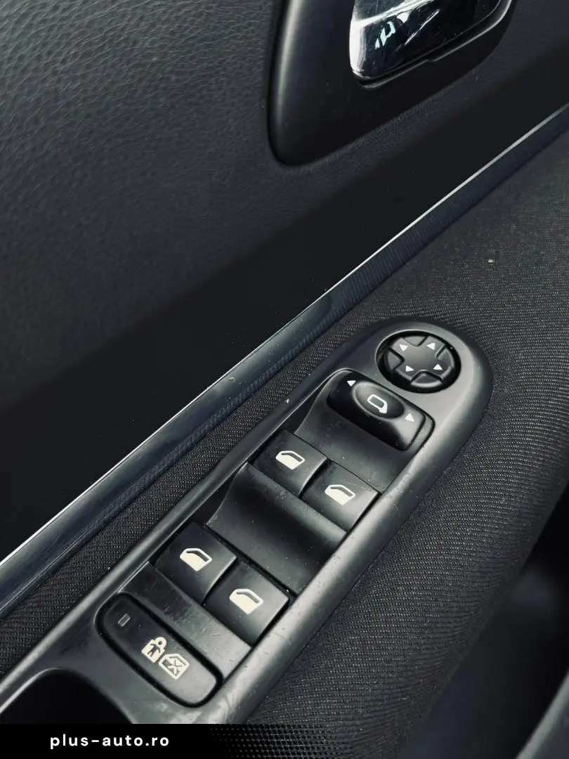 Peugeot 3008   1.6 Benzina 120 CP   Fab. 05.2010   Euro 5