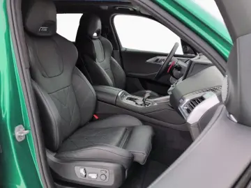 BMW XM 50e B&W AHK DAPro Autobahn 360  Massage