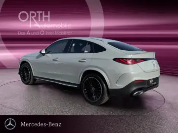 MERCEDES-BENZ GLC200 4MATIC Coupé AMG NIGHT NAVI AHK 20  LED