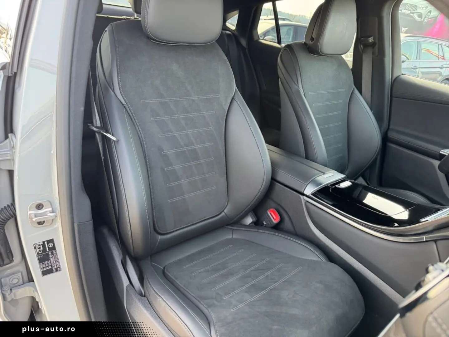 MERCEDES-BENZ GLC200 4MATIC Coupé AMG NIGHT NAVI AHK 20  LED