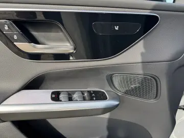 MERCEDES-BENZ GLC200 4MATIC Coupé AMG NIGHT NAVI AHK 20  LED