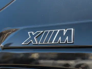 BMW XM 50e  Gestiksteuerung HK HiFi DAB Komfortzg.