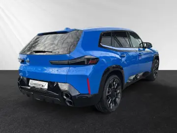 BMW XM 50e  Indiv. Enzianblau  AHK Autobahnass. 23 L