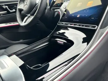 MERCEDES-BENZ GLC 200 d 4Matic Coupe Avantgarde ACC AHK 360