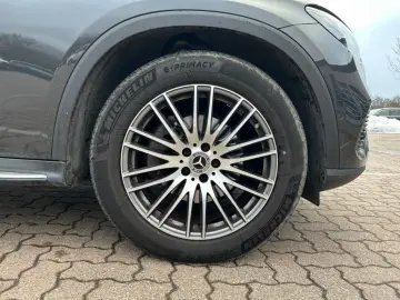 MERCEDES-BENZ GLC 200 4MATIC Coupé Avantgarde MBUX Ambiente