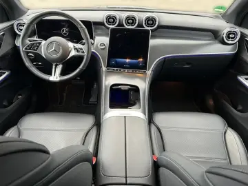 MERCEDES-BENZ GLC 200 4MATIC Coupé Avantgarde MBUX Ambiente