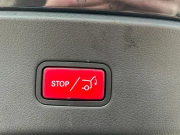 MERCEDES-BENZ GLC 200 4MATIC Coupé Avantgarde MBUX Ambiente