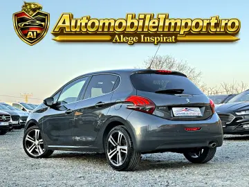 PEUGEOT 208 1.2e THP GT Line