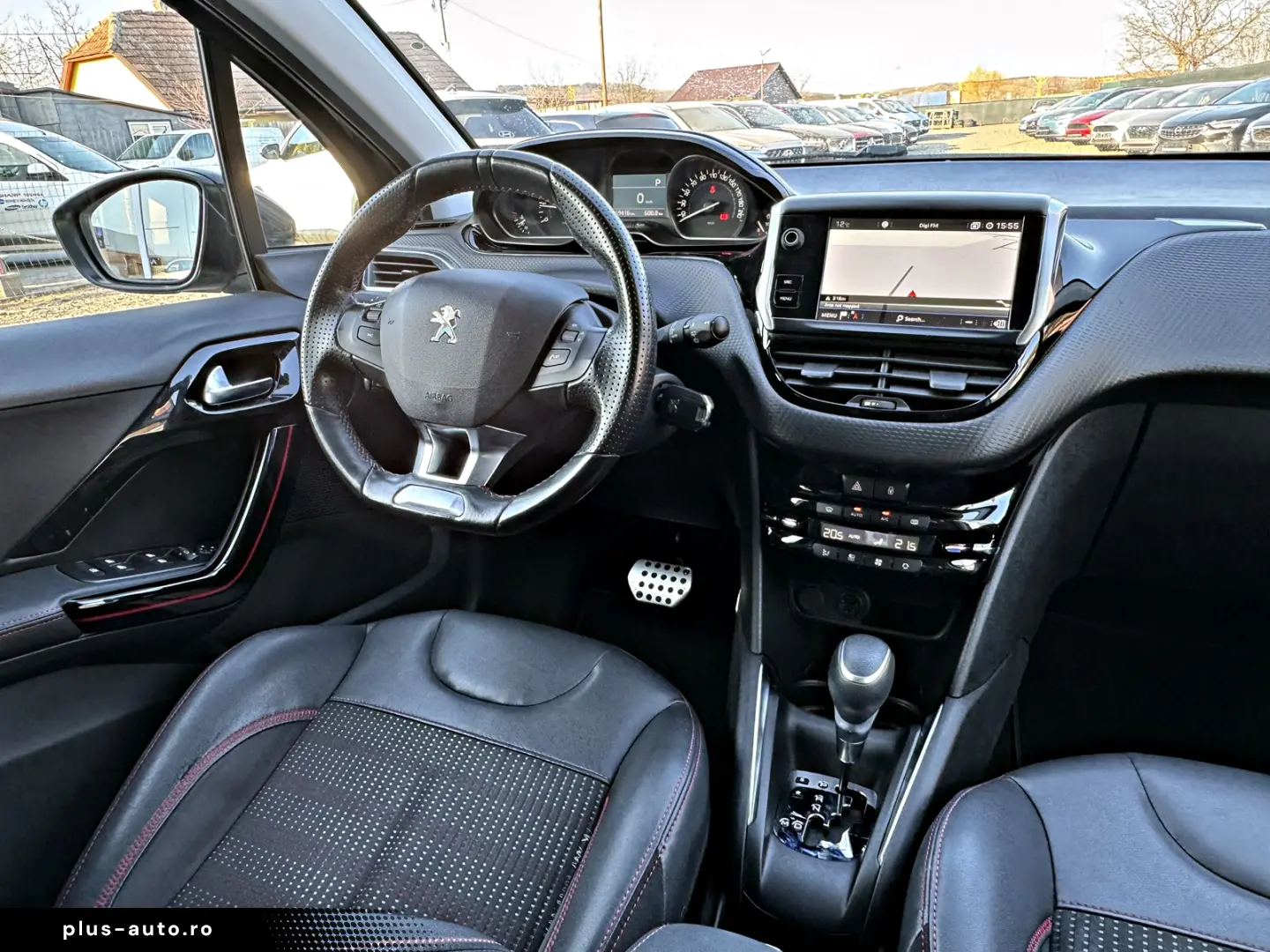 PEUGEOT 208 1.2e THP GT Line