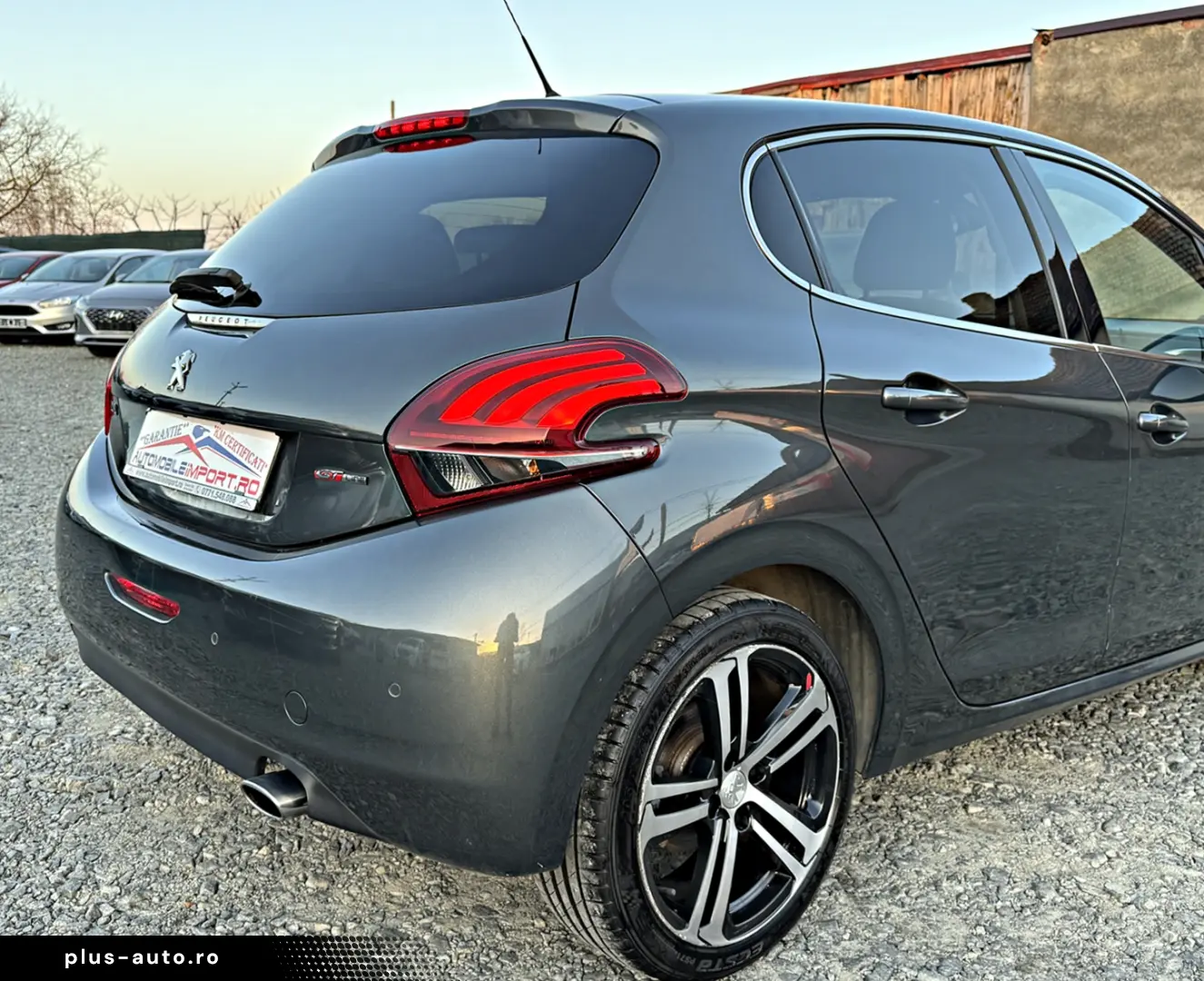 PEUGEOT 208 1.2e THP GT Line